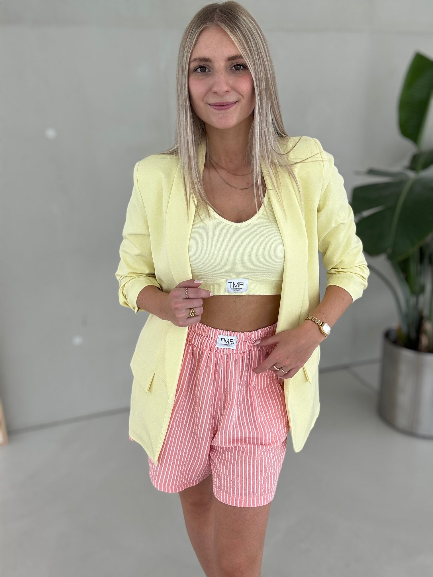 Blazer BASIC LOVE buttermilk yellow