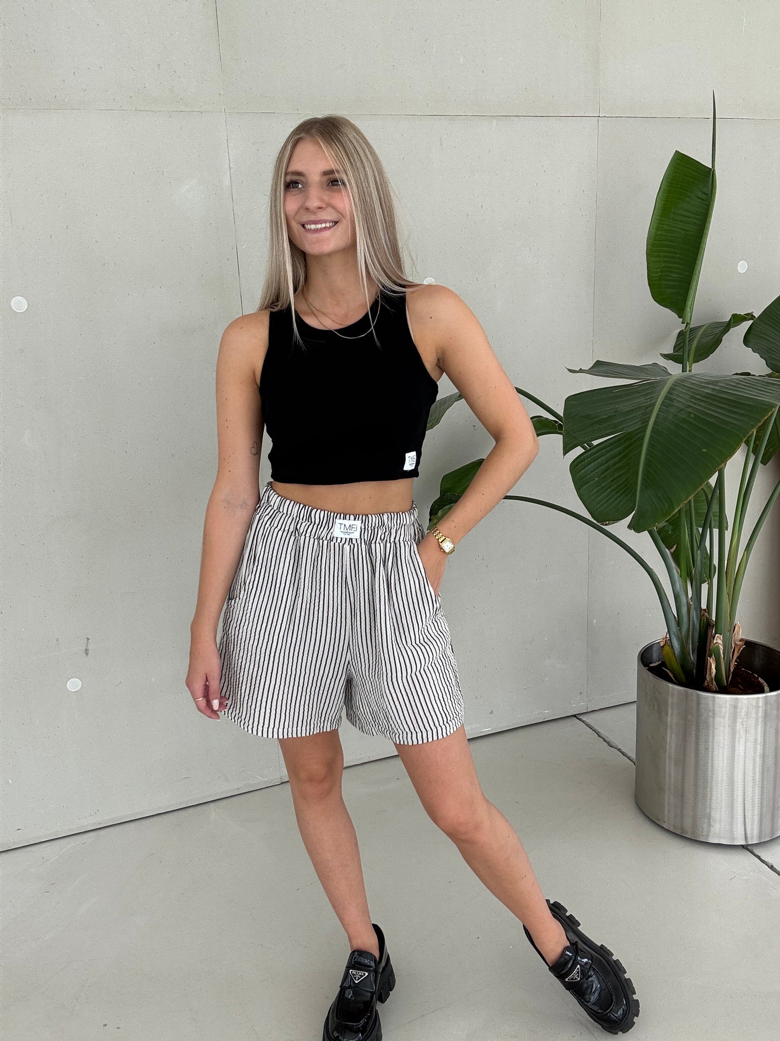 Musselin Shorts offwhite SOFT STRIPES schwarz