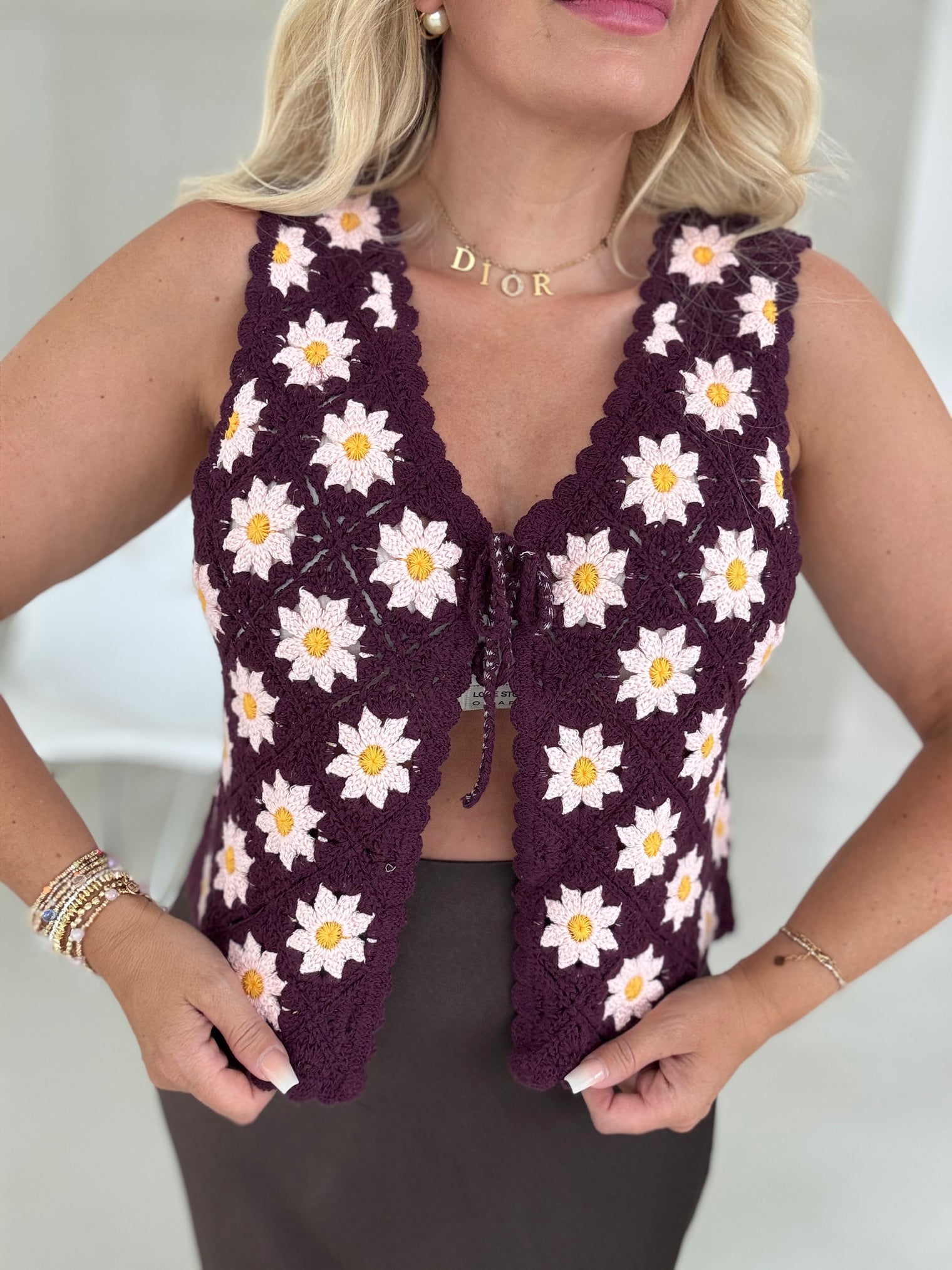 Häkelweste Crochet FLOWER berry