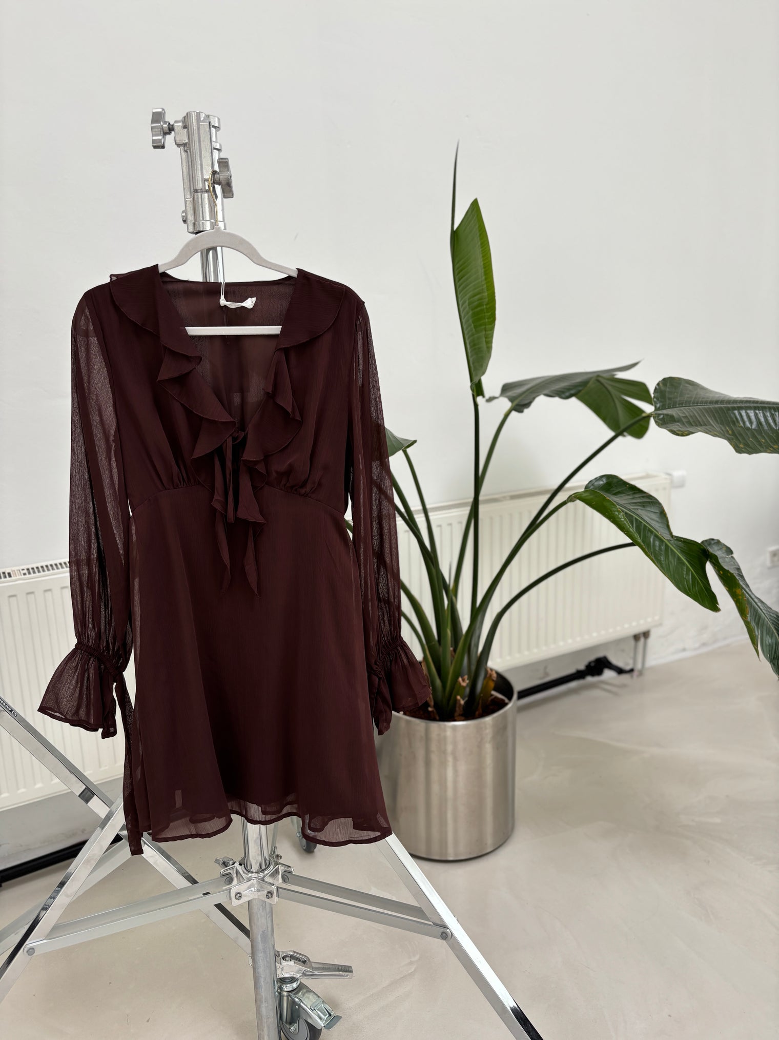 Kleid ROMANTIC VOLANTS braun