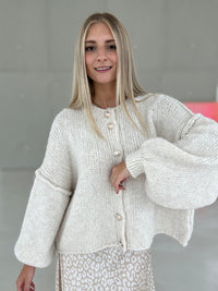 Strickjacke SUPER SOFT creme mit Knopfleiste