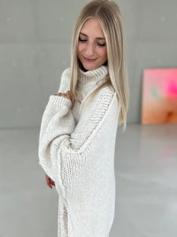 Kuschelweicher OVERSIZE Strickpullover creme