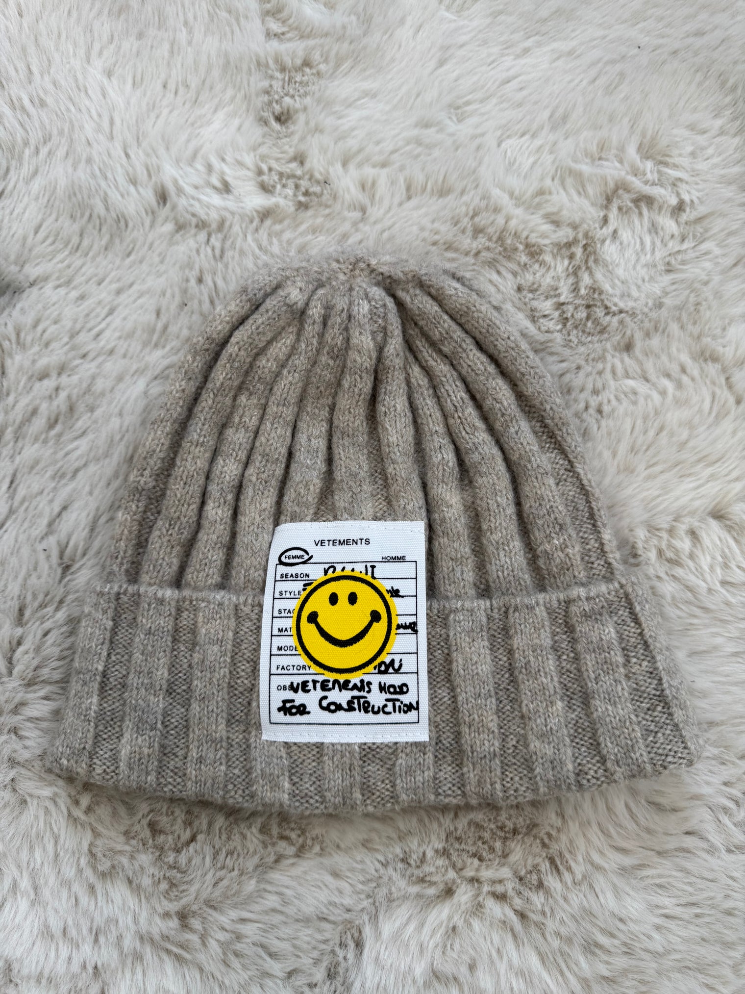 Mütze Beanie ONLY GOOD VIBES