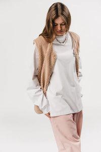 KARO KAUER TEDDY VEST