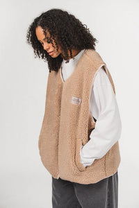 KARO KAUER TEDDY VEST