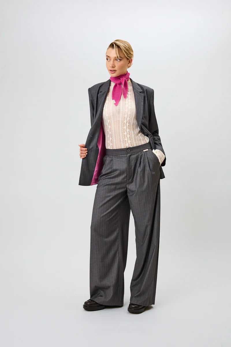OH APRIL Krissy Blazer Pinstripe