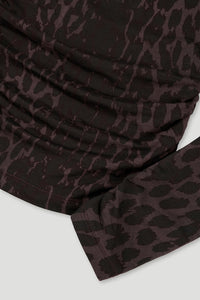 OH APRIL Maeve Longsleeve Leo Truffle