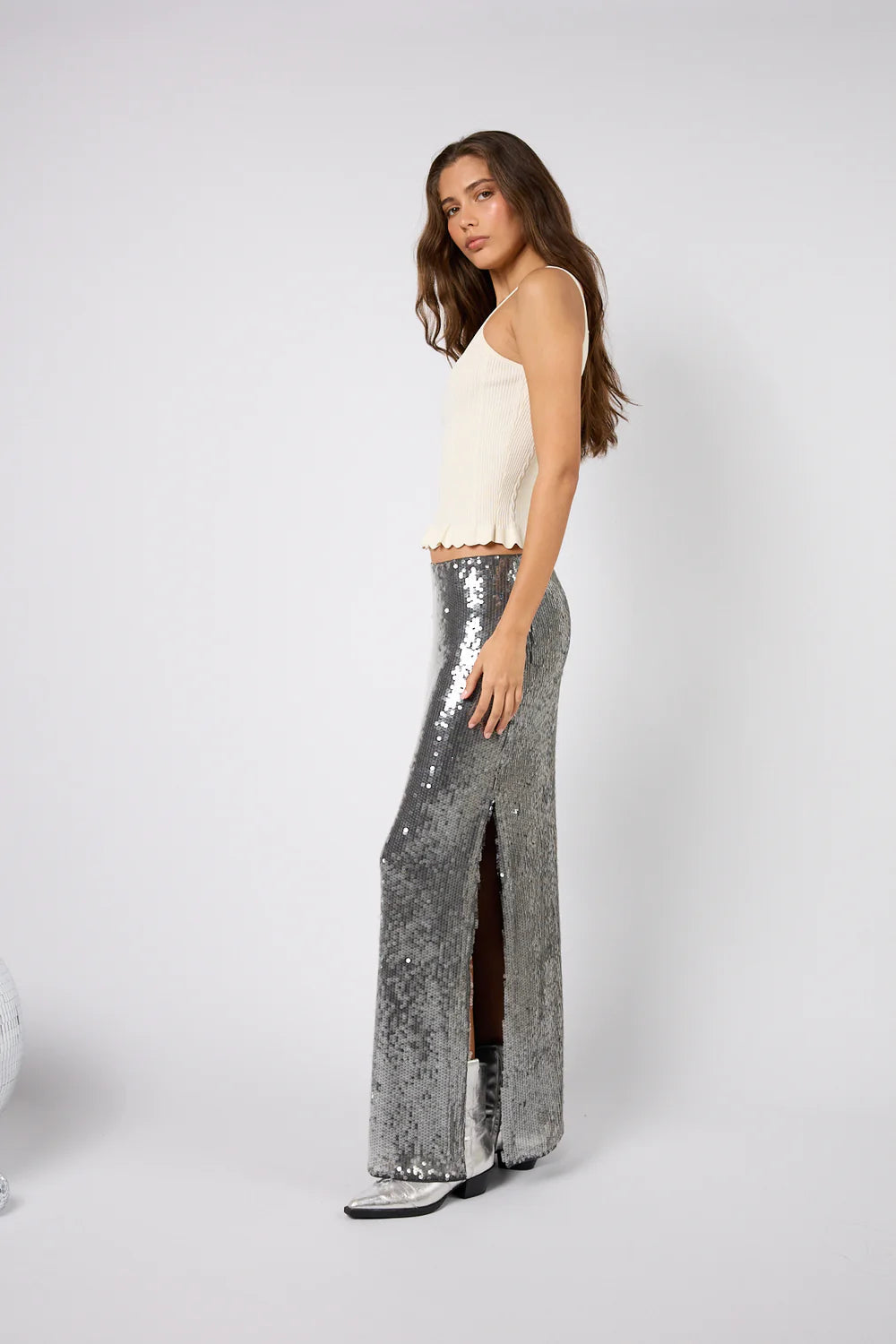 OH APRIL Nika Skirt Maroon Graphite