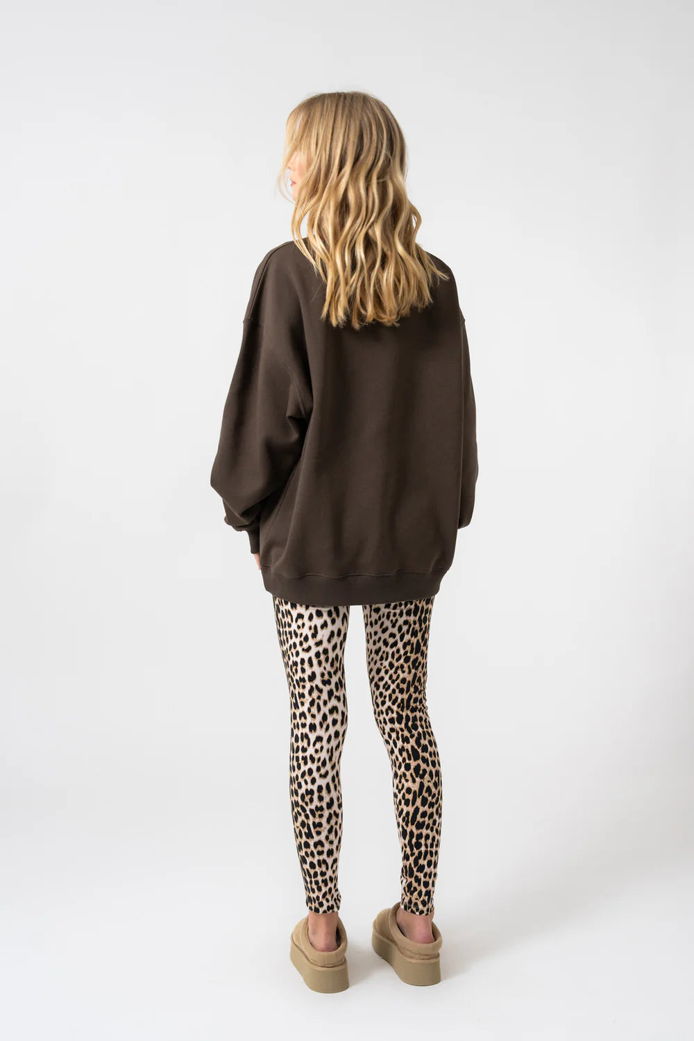 OH APRIL Oversized Sweater Chasing deep brown