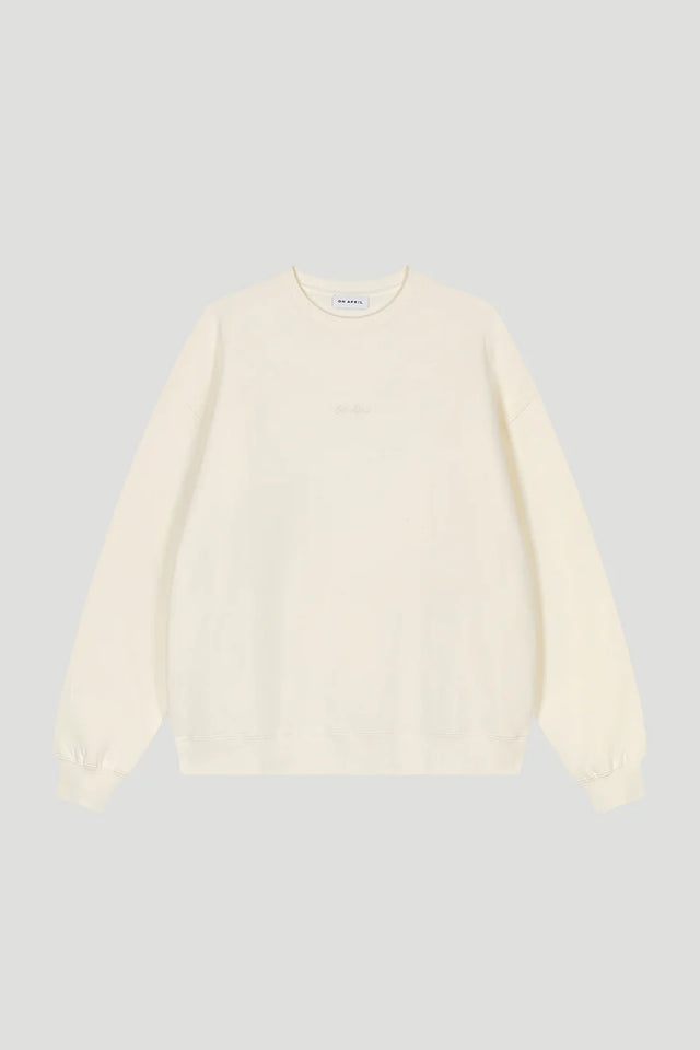 OH APRIL OV Sweater Nostalgia Heart Off White