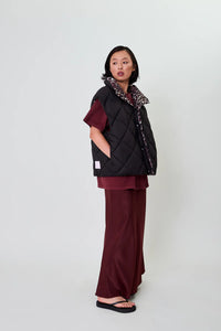 OH APRIL Onyx Puffer Vest Black