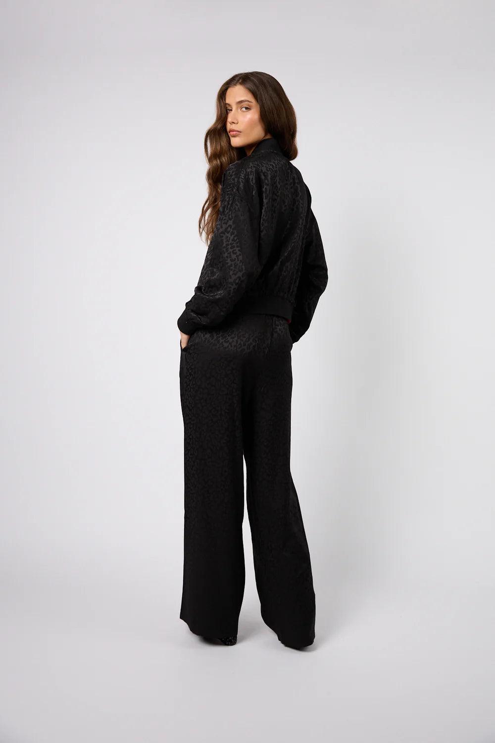 OH APRIL Saela Trackpants Leo Black