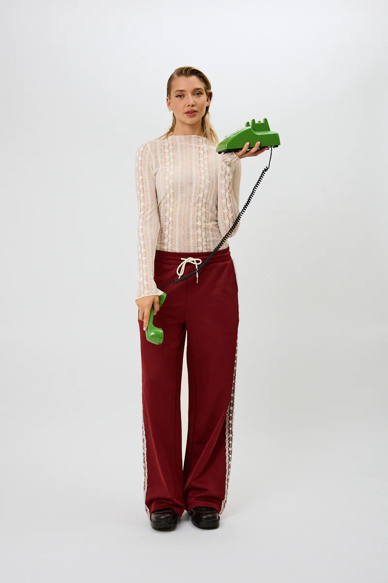 OH APRIL Zahara Lace Longsleeve Off White