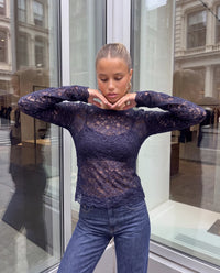 Longsleeve aus hochwertiger Spitze transparent navy